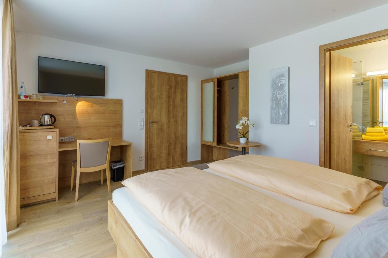Couette-café Rosenstein 3*